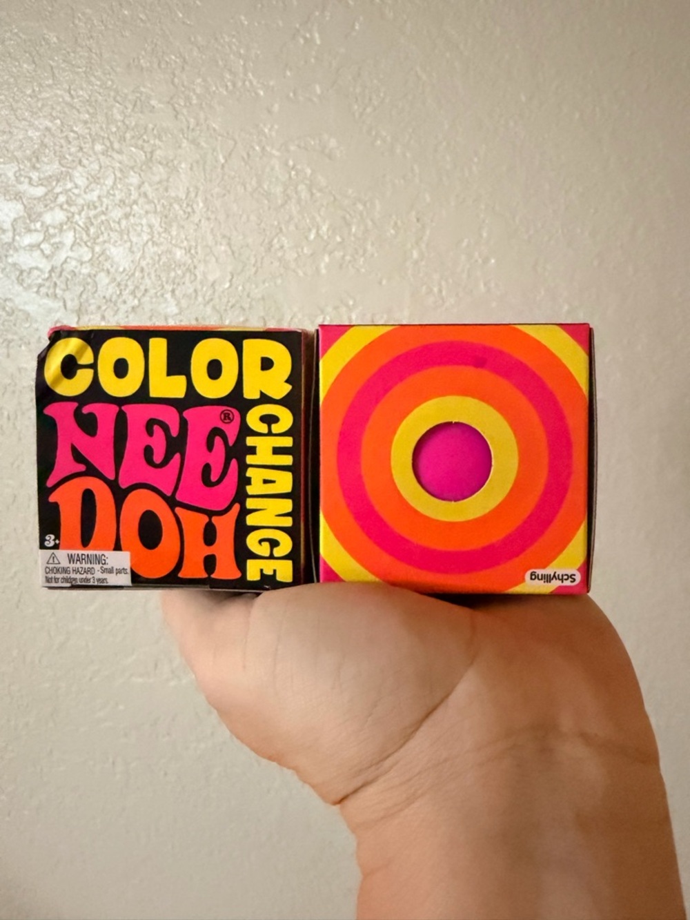 Color NeeDoh Color Change Retro Stress Ball Duo